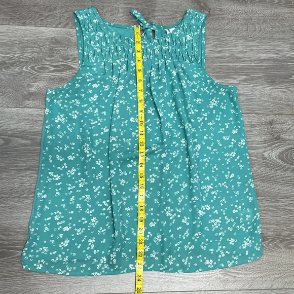 Elle Sleeveless Floral Blouse Back Keyhole Opening with Tie M - Picture 10 of 15